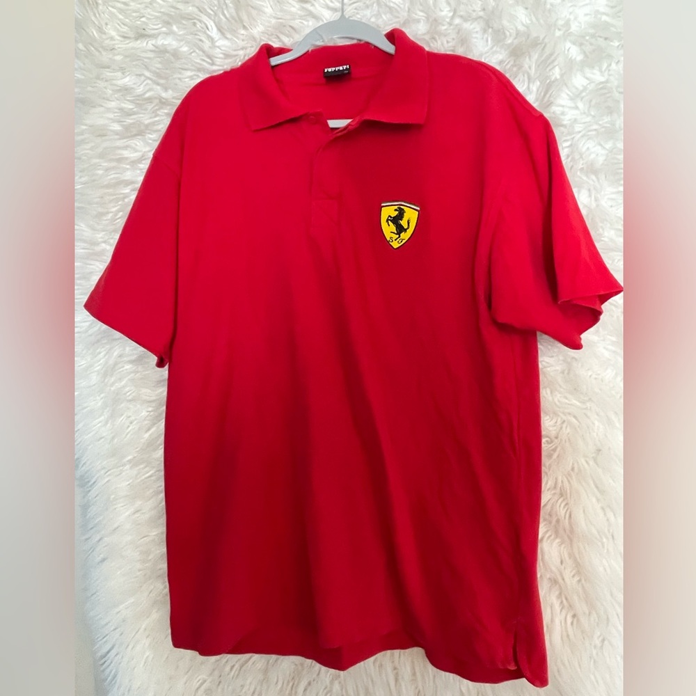 Ferrari Shield Vintage 1999 Men’s Short Sleeve Red Polo Shirt. Size XL